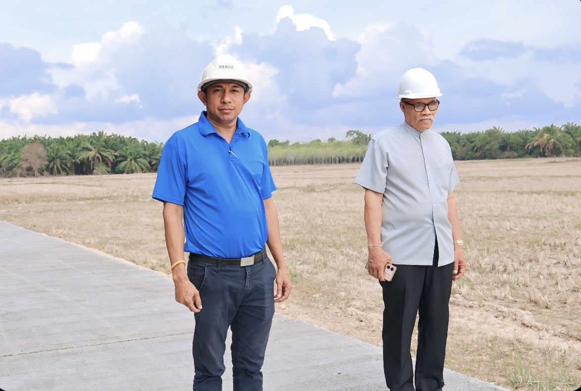 ลงพื้นที่ตรวจสอบการดำเนินงานโครงการก่อสร้างถนนคอนกรีตเสริมเหล็ก สายหนองเสม็ด หมู่ที่ 4 เพื่อควบคุมคุณภาพงานให้เป็นไปตามมาตรฐาน และเพื่อความสะดวกปลอดภัยของประชาชน
ณ ถนนสายหนองเสม็ด หมู่ที่ 4 ตำบลดอนทราย อำเภอปากพะยูน จังหวัดพัทลุง