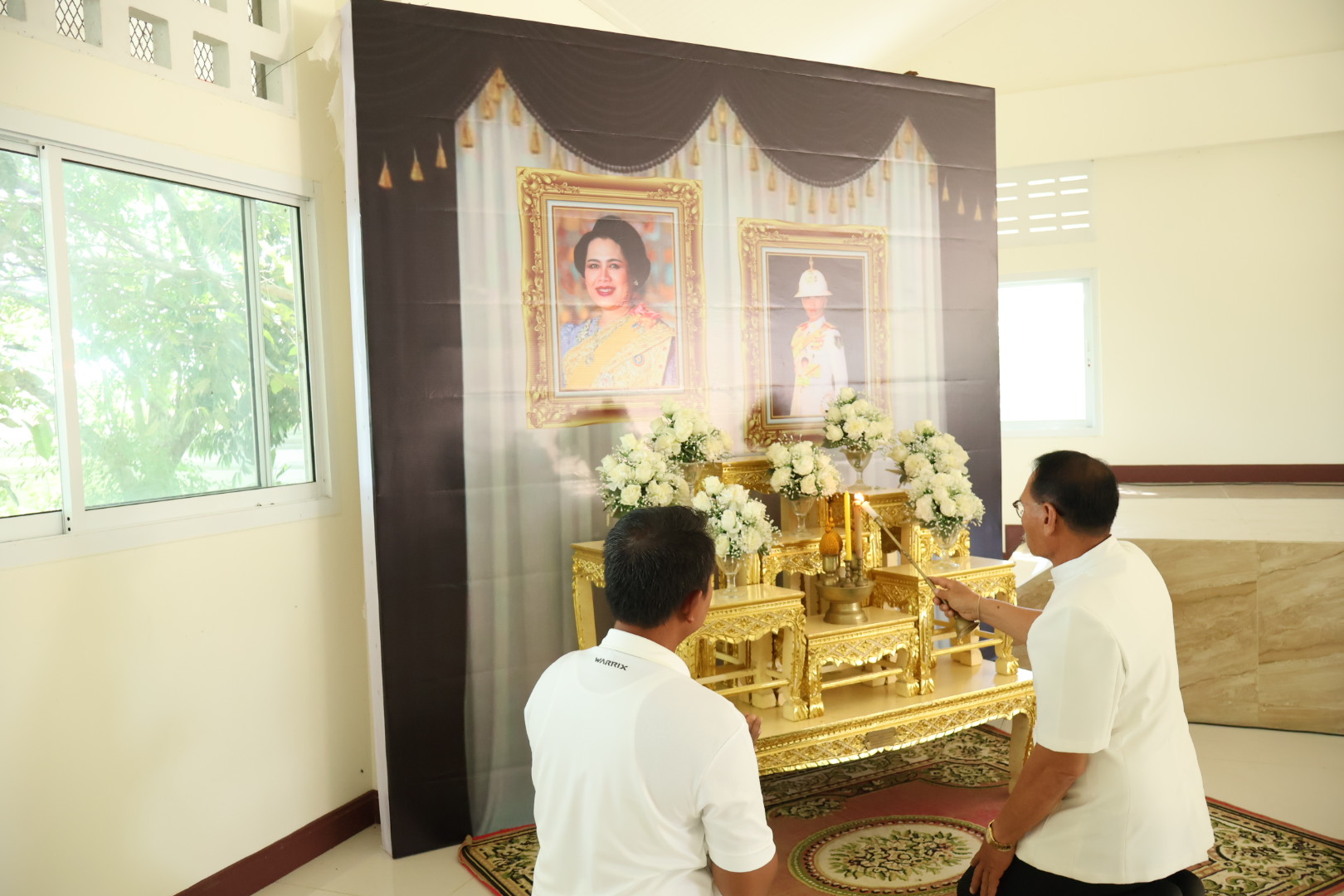 เข้าร่วมพิธีปฏิบัติธรรมถวายเป็นพระกุศลแด่ สมเด็จพระเจ้าลูกเธอ เจ้าฟ้าพัชรกิติยาภา นเรนทิราเทพยวดี กรมหลวงราชสาริณีสิริพัชร มหาวัชรราชธิดา เนื่องในวาระปัณรสมวาร( ๑๕ วัน )
ณ วัดหัวเตย ตำบลดอนทราย อำเภอปากพะยูน จังหวัดพัทลุง